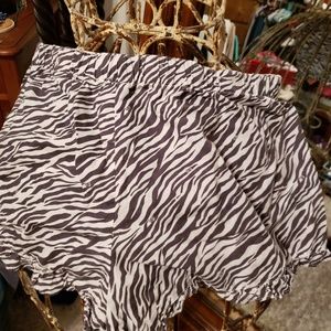 VS night shorts size M